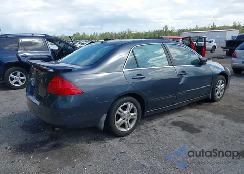 2006 Honda Accord 2.4 Ex from USA, damaged, VIN 1HGCM56736A159070